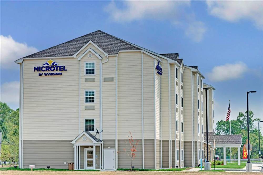 Microtel Philadelphia Airport