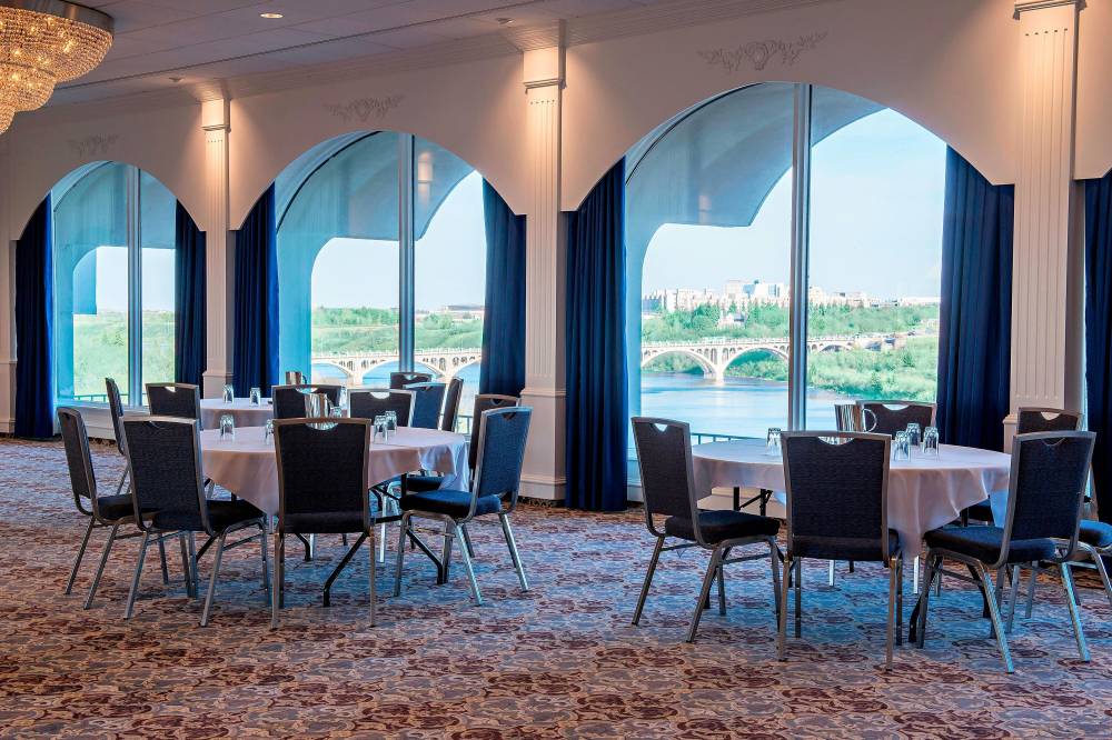 Sheraton Cavalier Saskatoon Hotel 9