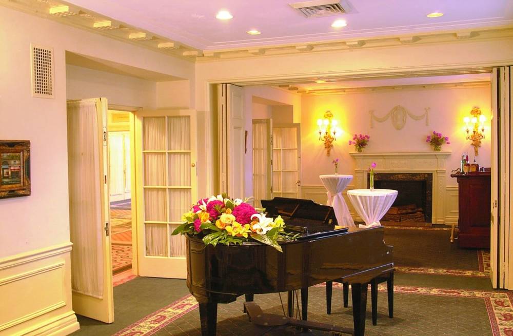 The Brown Hotel 3