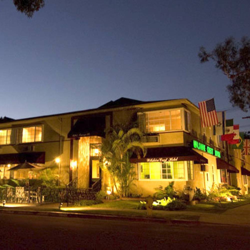 Wilshire Crest Hotel 7